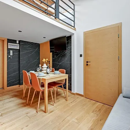Apartment Beach Side